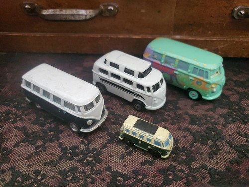 Volkswagen model toy camper - volkswagen,